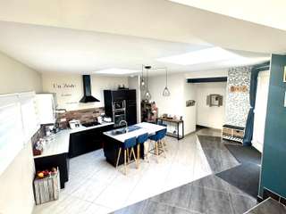 Vente maison 8 pièces