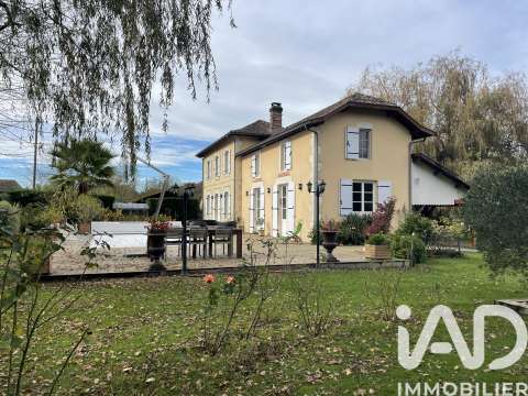 Vente maison 9 pièces Mios 33