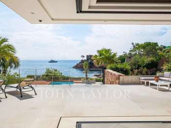 Vente maison 12 pièces Miramar 06