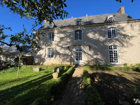 Vente maison 14 pièces Miré 49