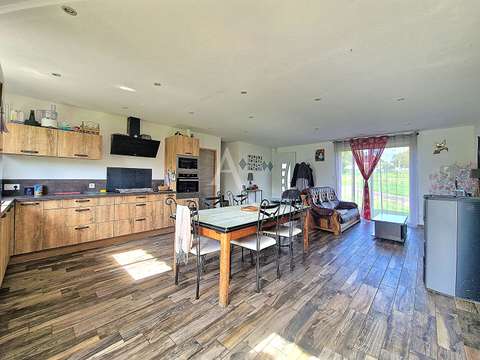Vente maison 5 pièces Miré 49