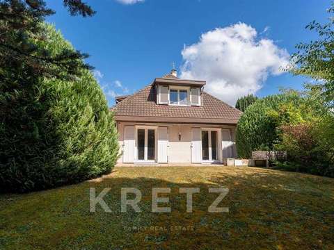 Vente maison 8 pièces Moëns 01