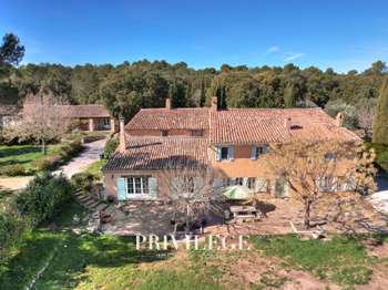 Vente maison 18 pièces Moissac-Bellevue 83