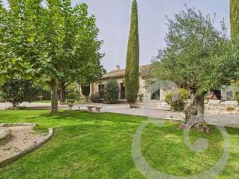 Vente maison 6 pièces Mollégès 13