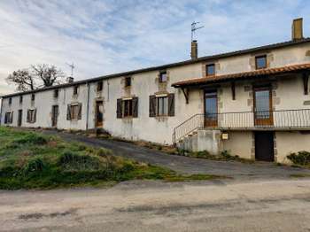Vente maison 14 pièces Moncoutant 79