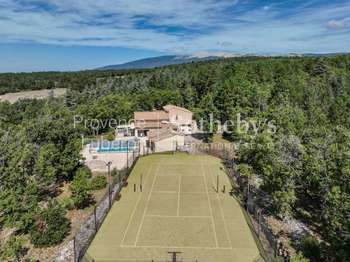 Vente maison 8 pièces Monieux 84