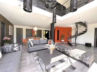 Vente maison 9 pièces