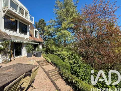 Vente maison 8 pièces Mont-Saint-Aignan 76