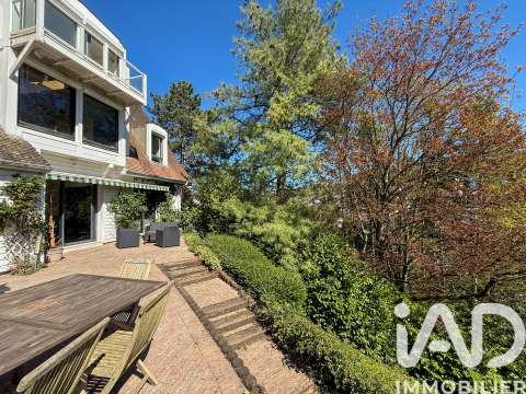 Vente maison 8 pièces Mont-Saint-Aignan 76