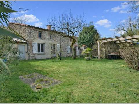 Vente maison 5 pièces Montaigu 85