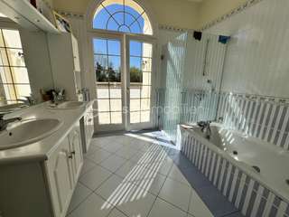 Vente maison 12 pièces