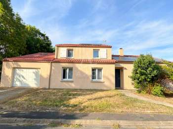 Vente maison 7 pièces Montaigu 85