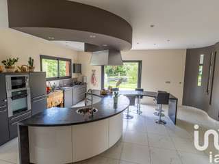 Vente maison 12 pièces