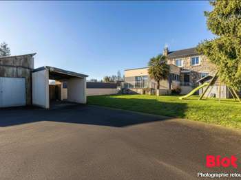 Maison 9 pièces 175 m² · à Montauban-de-Bretagne · 175 m² · 393 965 €