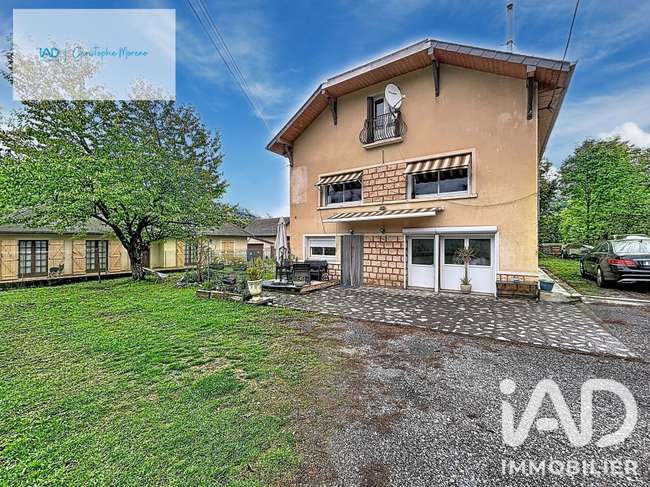 Maison 6 pièces 122 m² · à Montauban-de-Luchon · 122 m² · 264 000 €