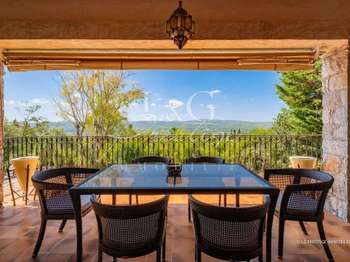 Vente maison 5 pièces Montauroux 83