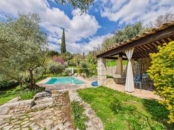 Vente maison 8 pièces Montauroux 83