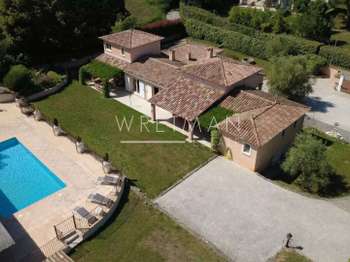Vente maison 9 pièces Montauroux 83