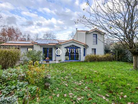 Vente maison 8 pièces Montbert 44