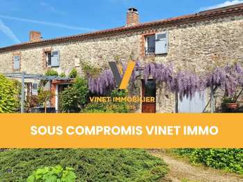 Vente maison 7 pièces Montbert 44