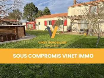 Vente maison 6 pièces Montbert 44