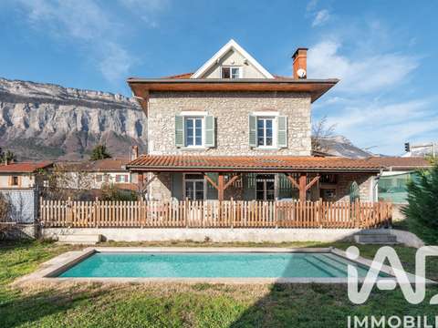 Vente maison 8 pièces