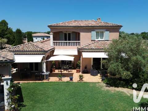Vente maison 8 pièces Montboucher-sur-Jabron 26
