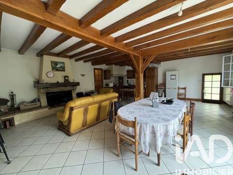 Vente maison 6 pièces Montboyer 16
