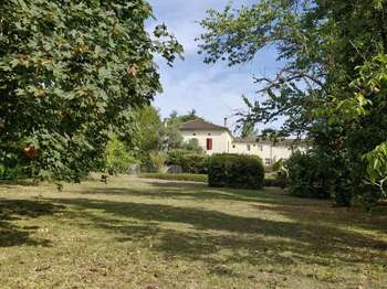 Vente Maison 7 chambresMontcaret