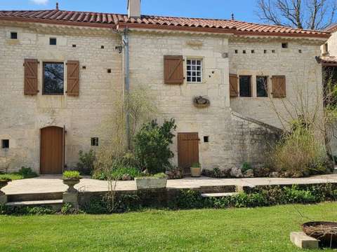 Vente maison 10 pièces Montcuq 46