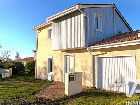 Vente maison 5 pièces Montendre 17