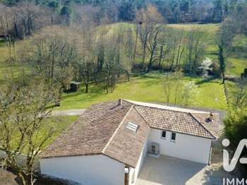 Vente maison 8 pièces Montendre 17