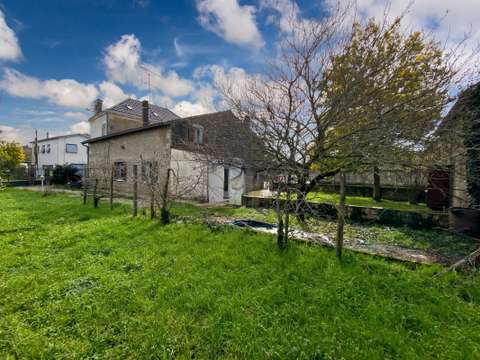 Vente maison 6 pièces Montendre 17