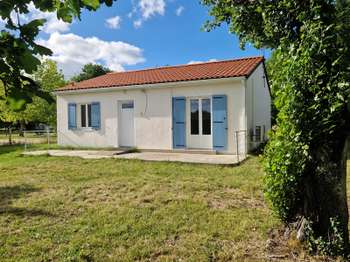 Vente maison 4 pièces Montendre 17