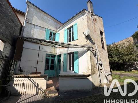 Vente maison 9 pièces Montendre 17