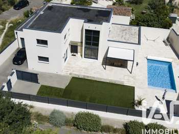 Maison 6 pièces 185 m² · à Monteux · 185 m² · 686 000 €