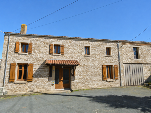 Vente maison 6 pièces Montfaucon-Montigné 49
