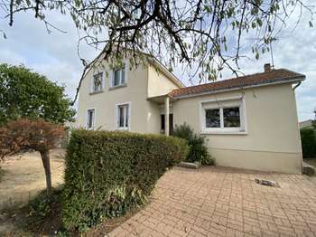 Vente maison 7 pièces Montfaucon-Montigné 49