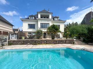 Vente maison 8 pièces Vente maison 8 pièces