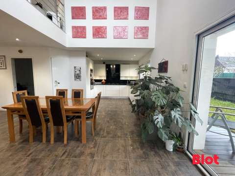Vente maison 8 pièces