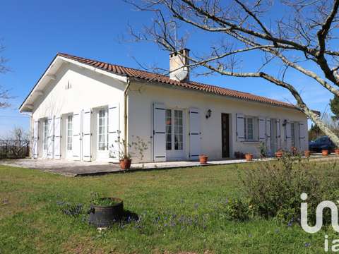 Vente maison 8 pièces Montguyon 17