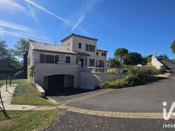 Vente maison 6 pièces Montignac-Charente 16