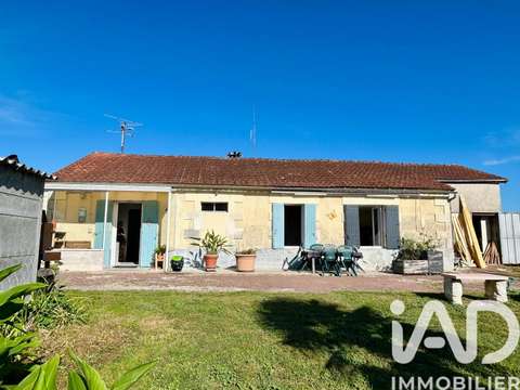 Vente maison 4 pièces Montlieu-la-Garde 17
