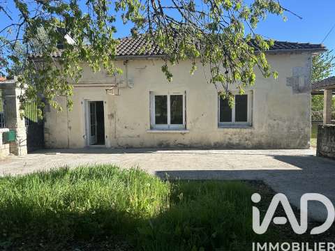 Vente maison 5 pièces Montmoreau-Saint-Cybard 16