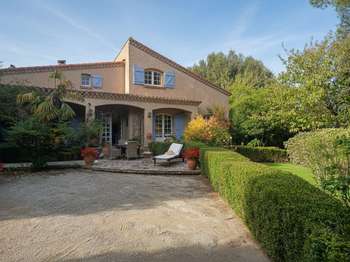 Maison 10 pièces 182 m² · à Montolieu · 182 m² · 635 000 €