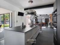 Vente maison 12 pièces