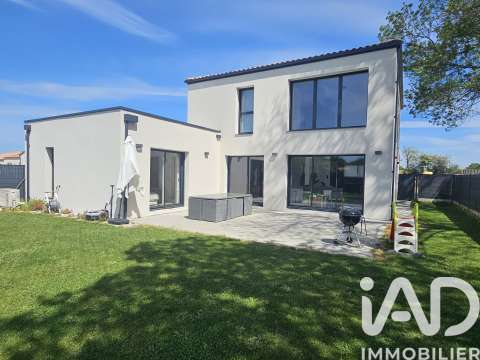 Vente maison 6 pièces Montréverd 85