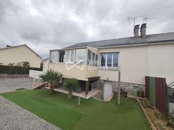 Vente Maison 2 chambresMontsûrs-Saint-Céneré