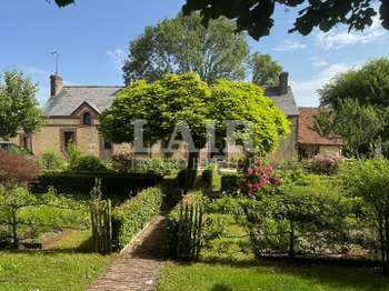 Vente maison 10 pièces Mortagne-au-Perche 61