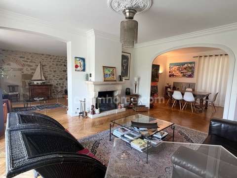 Vente maison 10 pièces Mortagne-sur-Sèvre 85